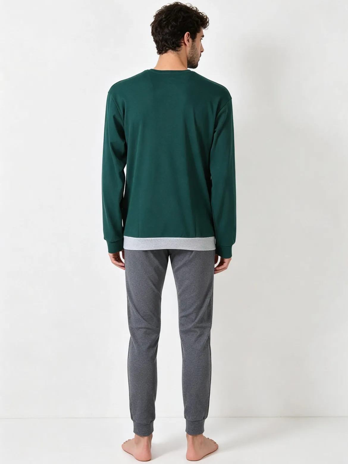 A Sette Pigiama lungo da uomo in cotone interlock a blocchi di colore - grigio