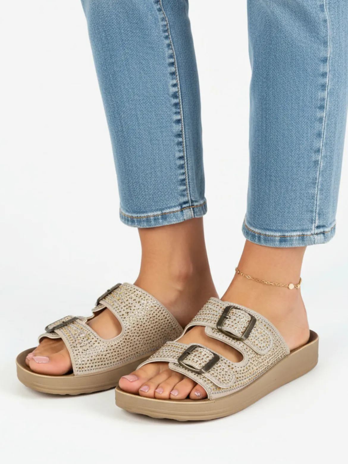 Blu Star Ciabatte da donna con doppie fibbie e micro borchie - beige
