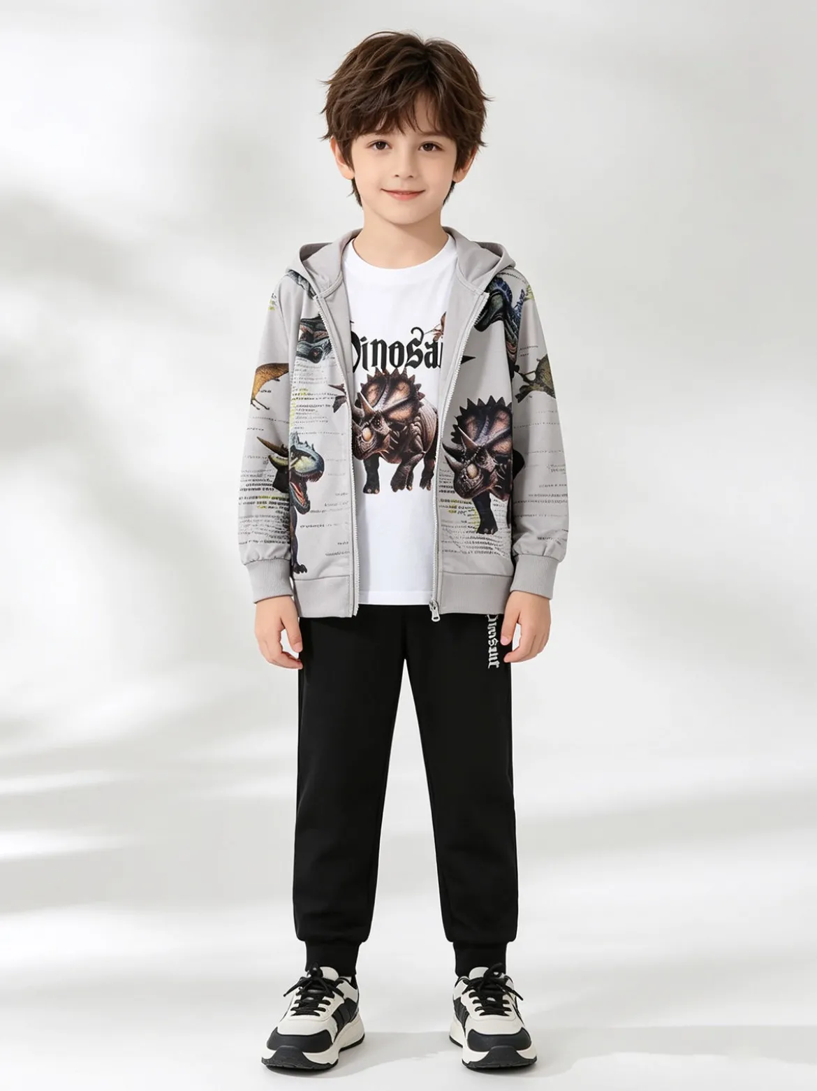 Boys & Style Completo tuta 3 pezzi da bambino con cappuccio e zip - beige