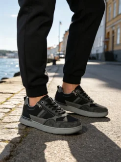 Canguro Sneakers basse da uomo con lacci e zip - nero