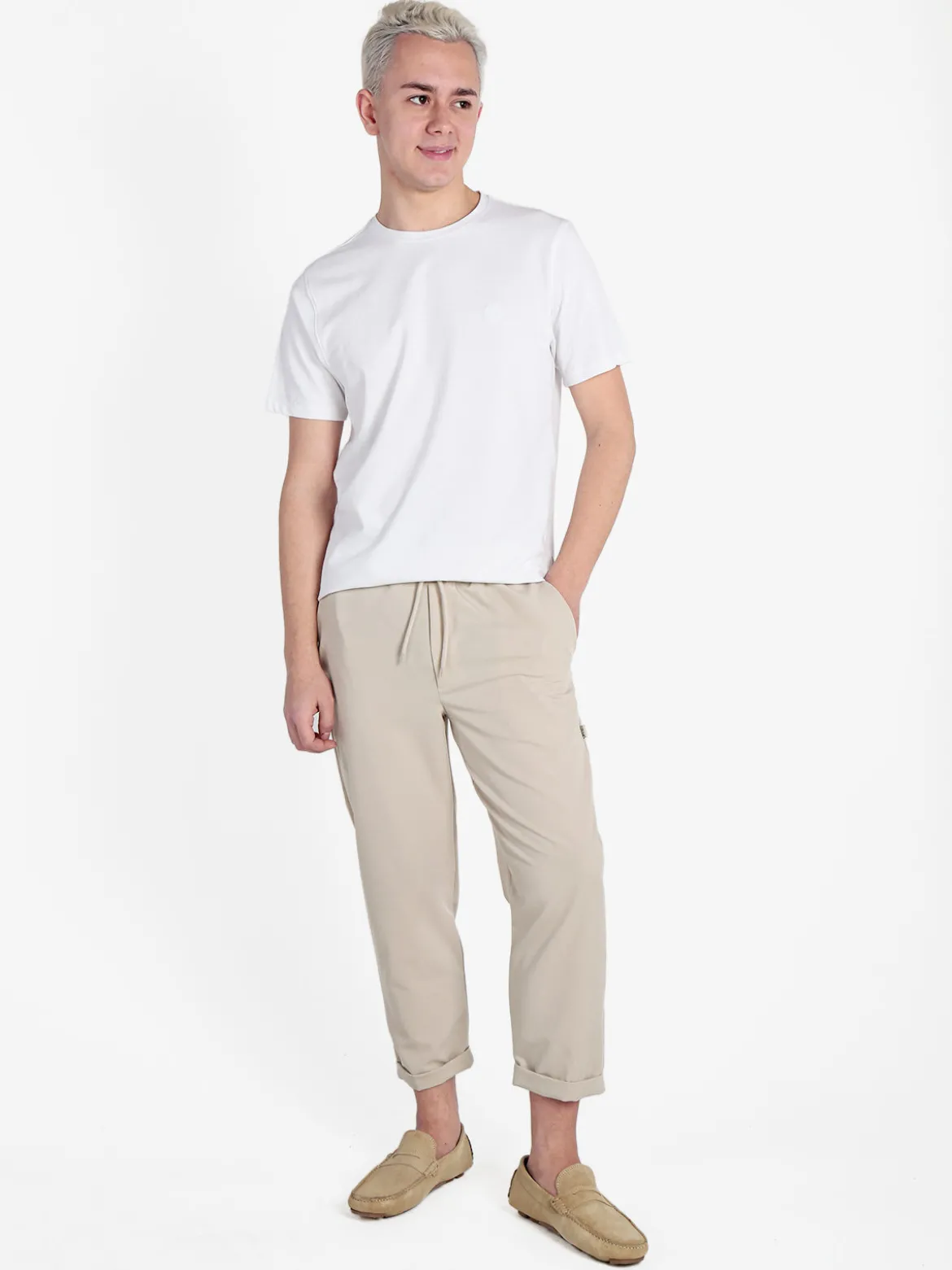 Close-Up Pantaloni casual da uomo con coulisse e risvolto finale