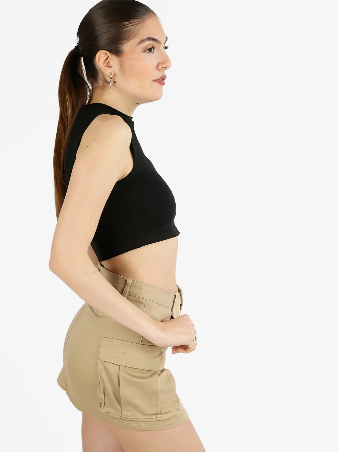 Essenziale Milano Canotta cropped da donna a spalla larga