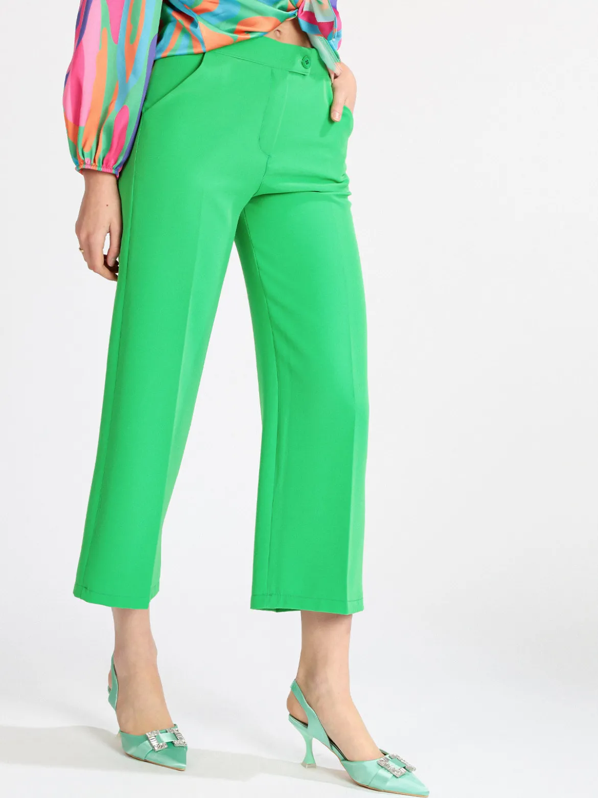 Frenetika Pantaloni cropped da donna