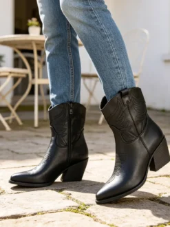 Galia Stivaletti donna texani con ricami - nero