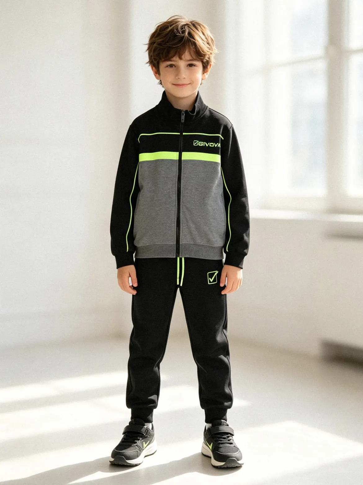 Givova Completo tuta 2 pezzi da bambino con zip - verde chiaro