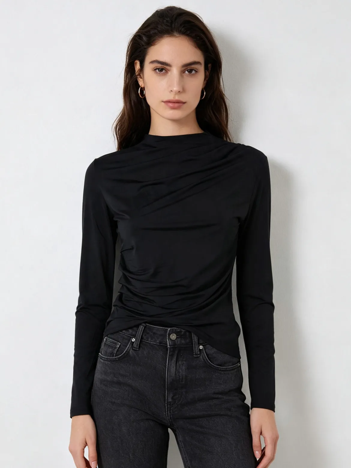 Gondola Blu Maglia donna accollata a maniche lunghe con drappeggio laterale - nero