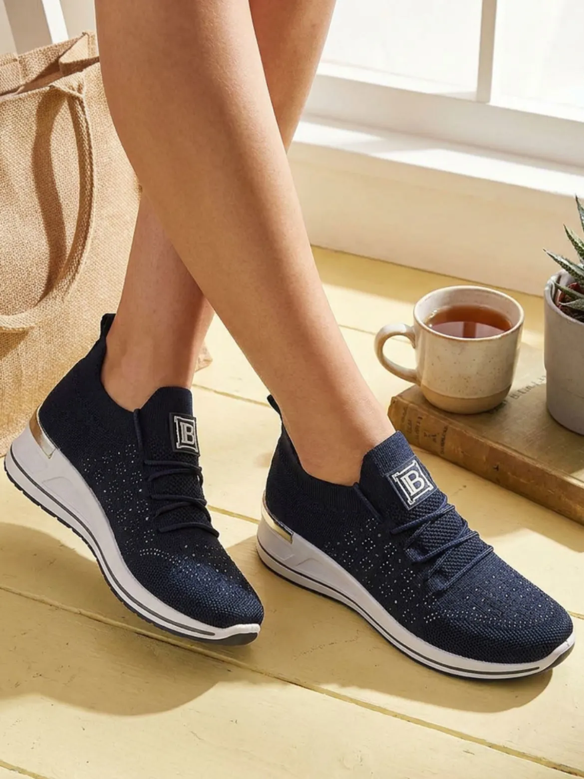 Laura Biagiotti Sneakers donna con strass e zeppa - blu scuro