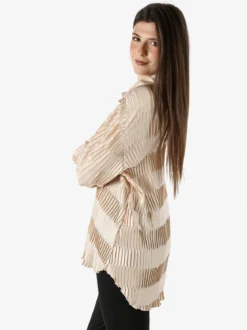Luxesize Camicia plissettata da donna con maniche lunghe a palloncino - beige