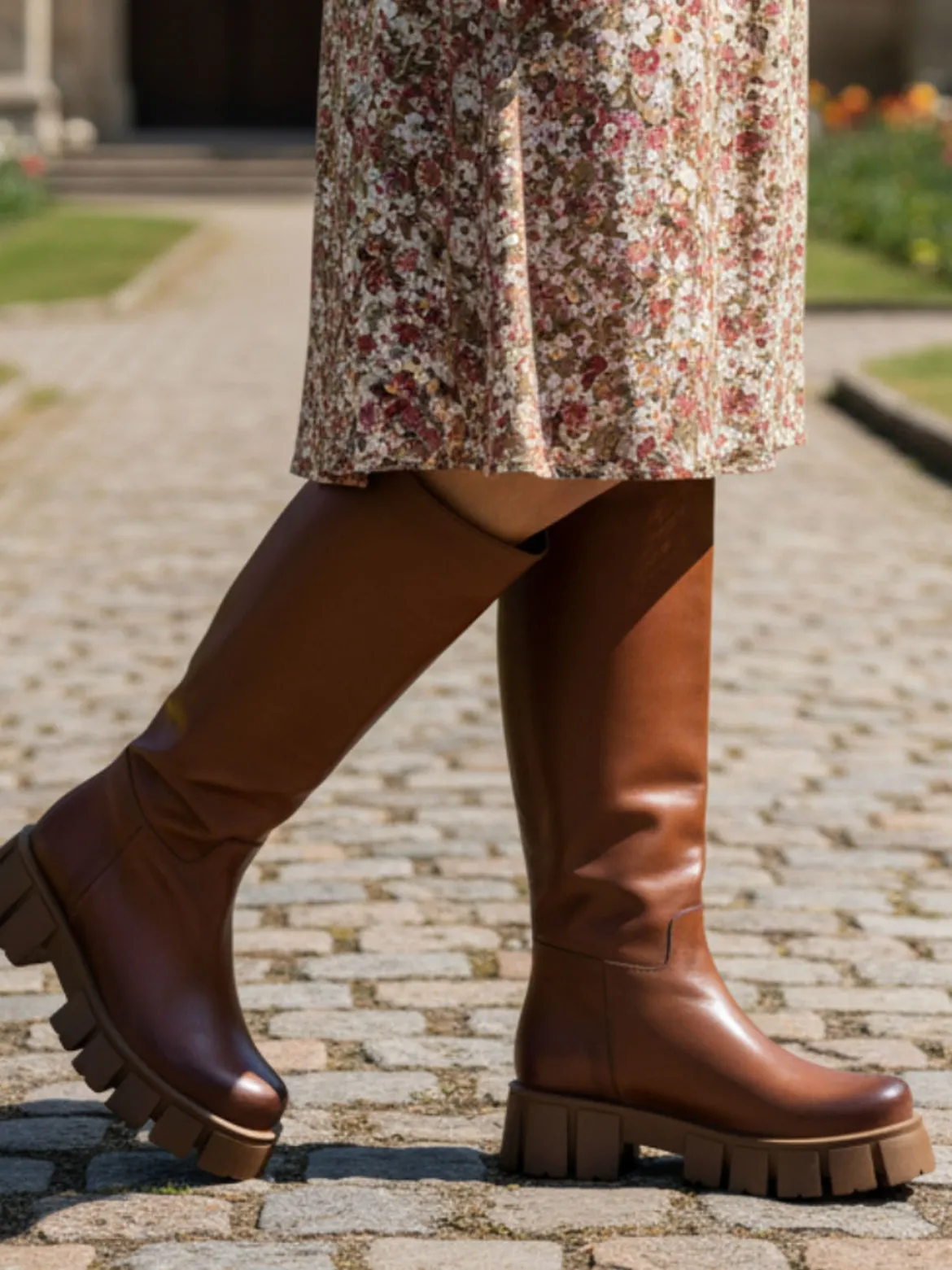 Made In Italy - Dolce Moda Stivali in pelle da donna con suola carrarmato