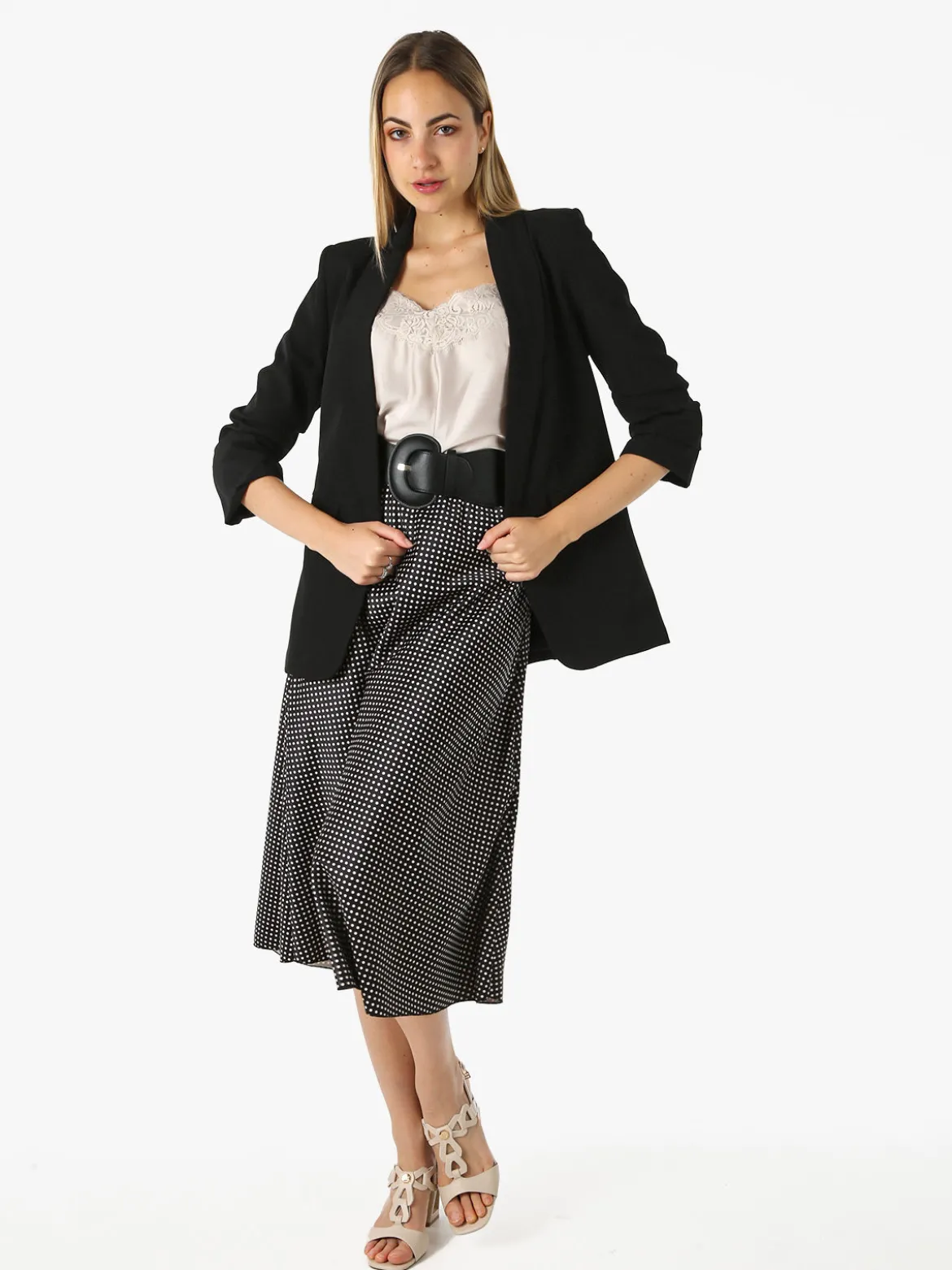 Melitea Blazer donna aperto con maniche arricciate - nero