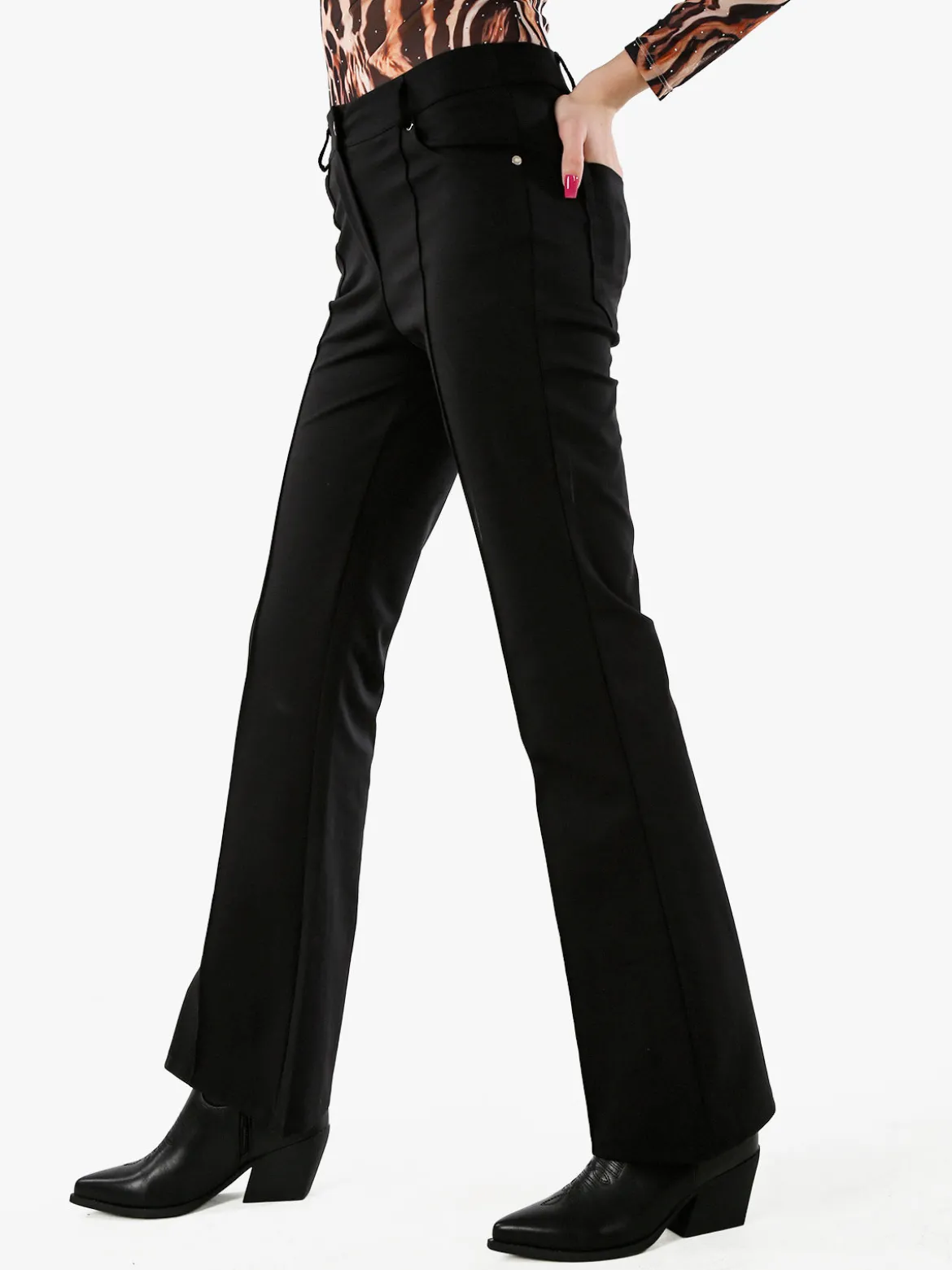 New Gj Pantaloni donna a zampa con cucitura centrale - nero