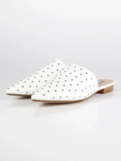 Queen Helena Sabot bianchi in ecopelle con borchie