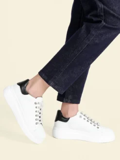 Queen Helena Sneakers donna con lacci elastici e platform