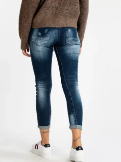 Smagli Jeans donna con strappi