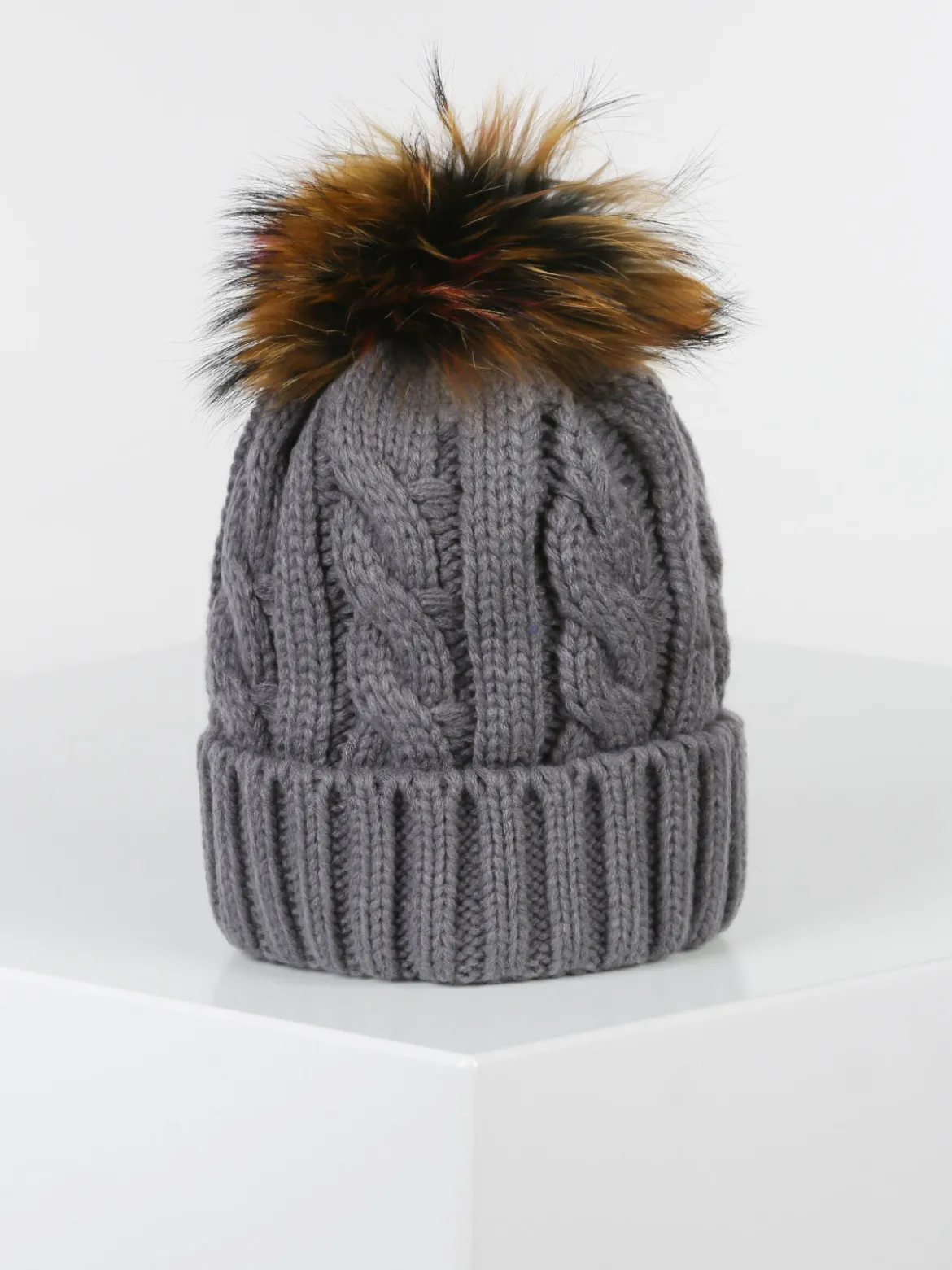 Solada Cappello donna in maglia con pompon di pelo