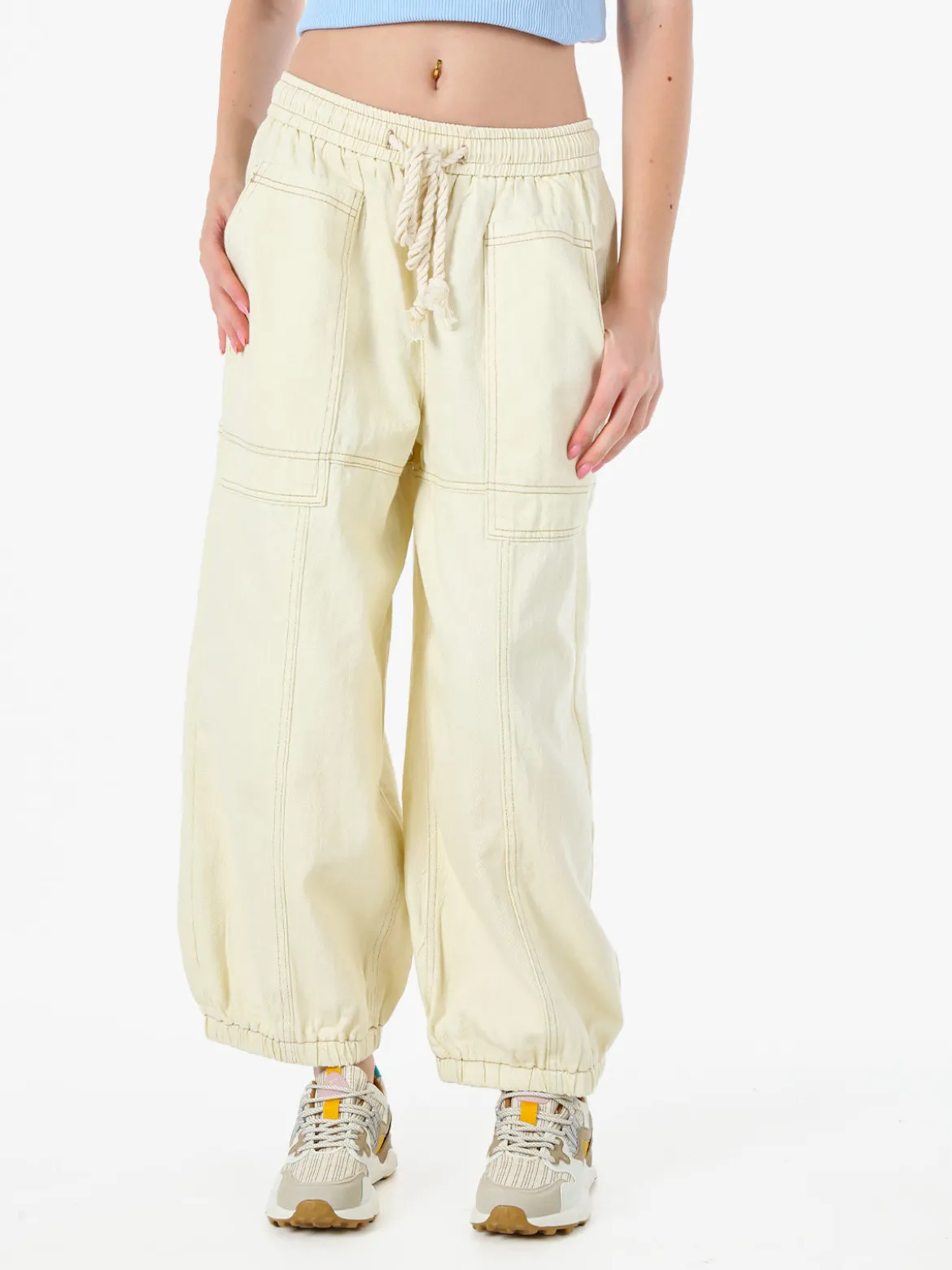 Solada Jeans balloon da donna con coulisse in vita - panna