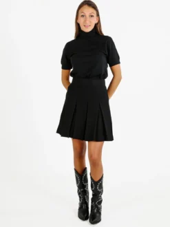 Solada Maglia donna dolcevita a maniche corte - nero
