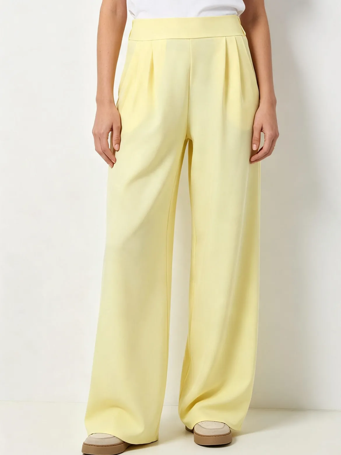 Solada Pantaloni da donna a gamba larga e dritta - giallo