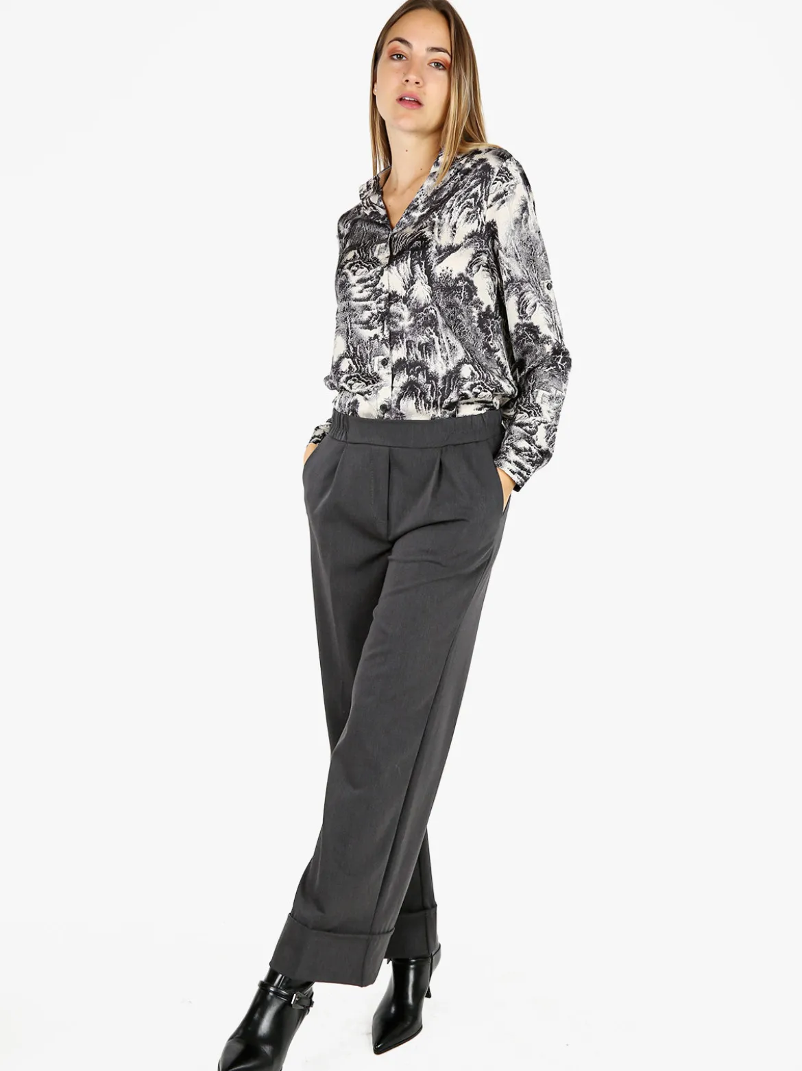 Solada Pantaloni donna a gamba larga con risvolto - grigio scuro