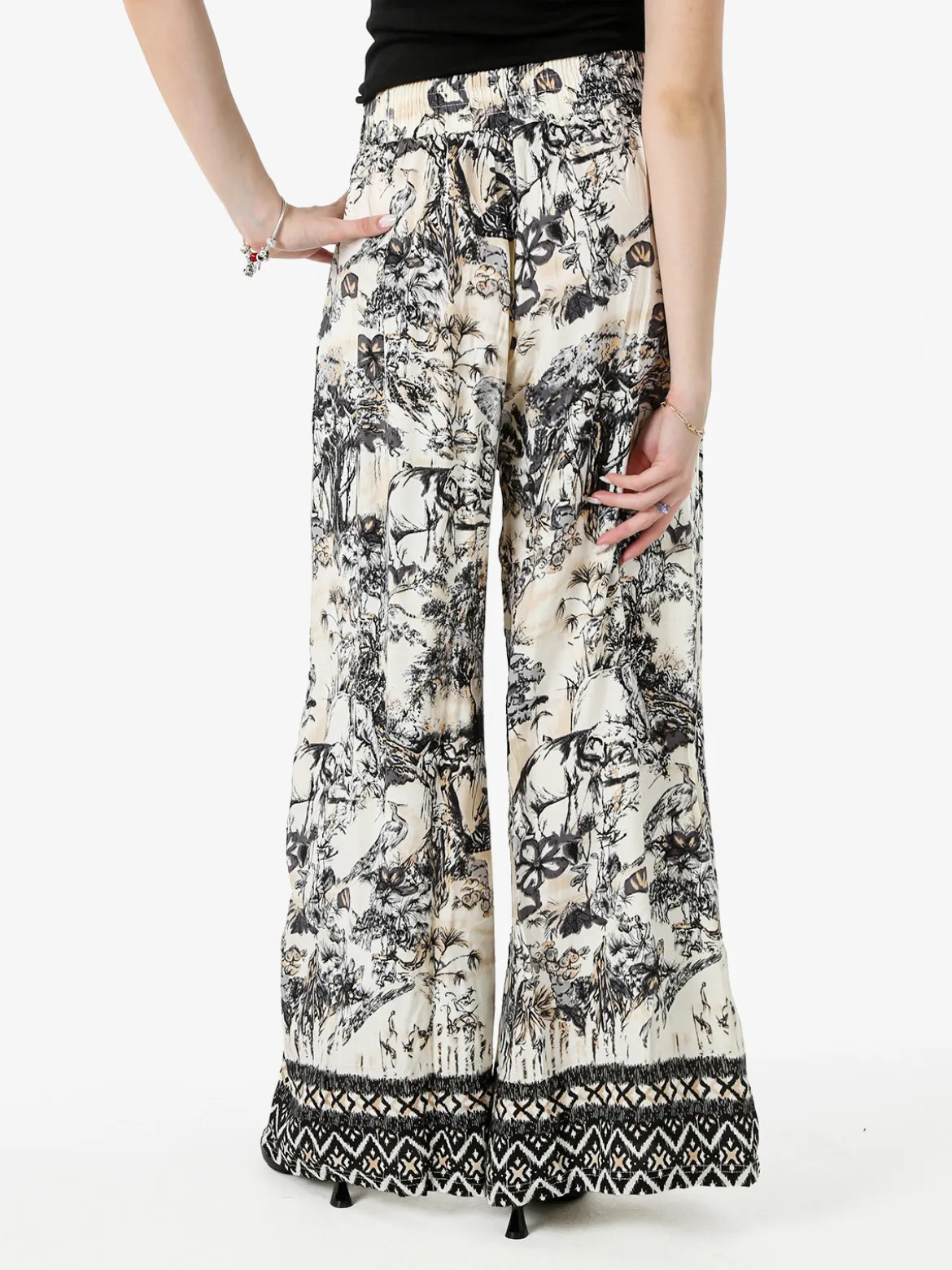 Solada Pantaloni donna a gamba larga con stampe - nero