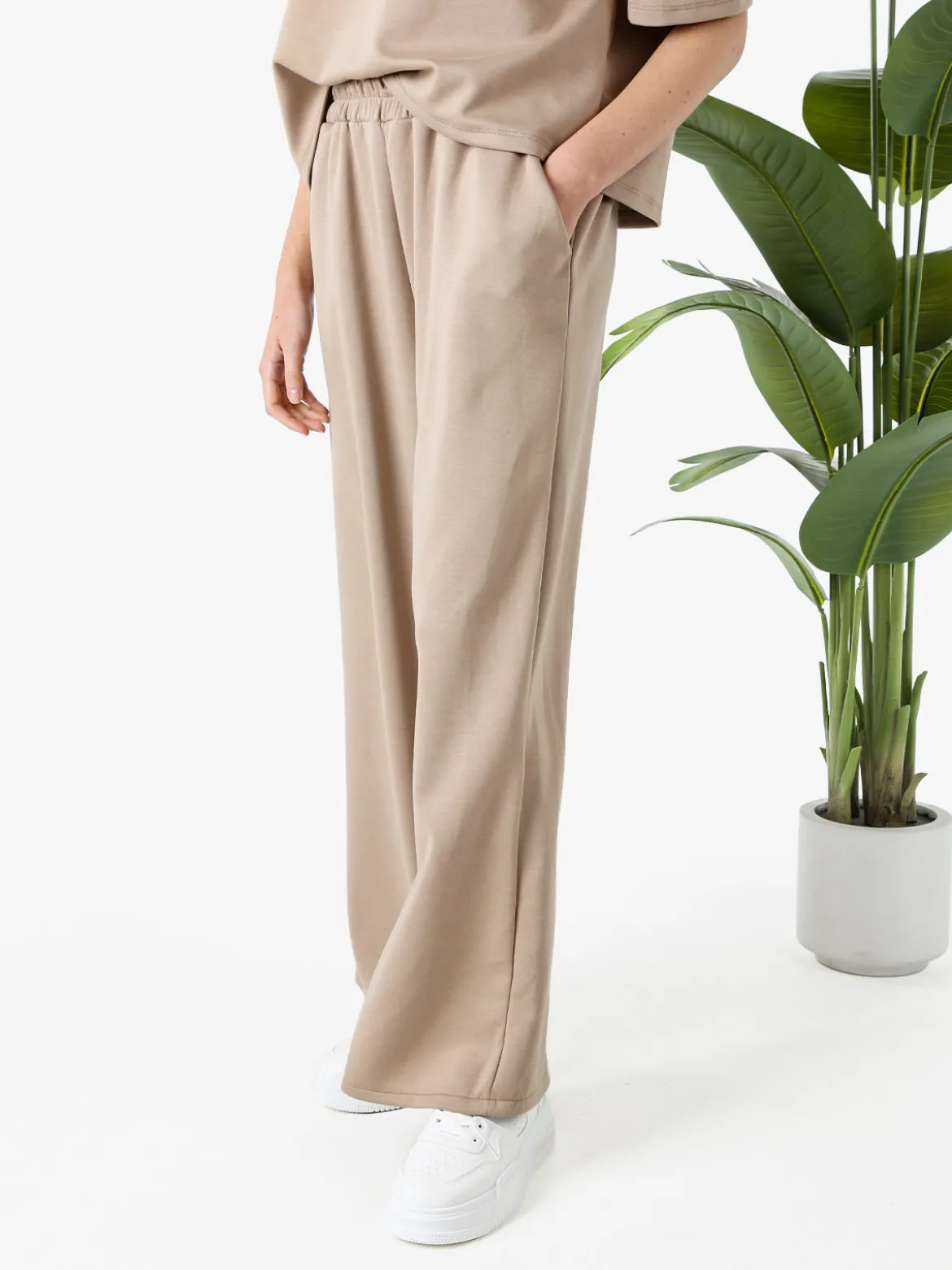 Solada Pantaloni donna in felpa a gamba larga - marrone