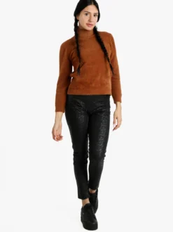 Solada Pullover dolcevita peloso da donna