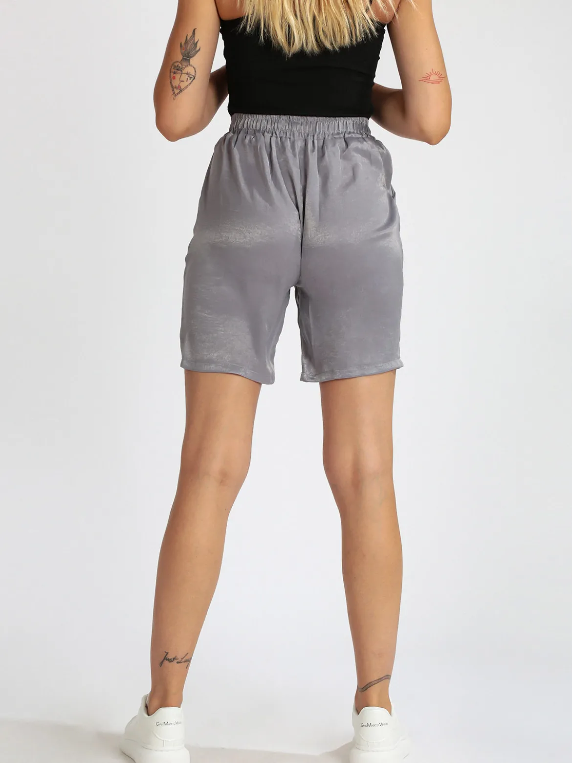 Solada Shorts morbidi donna effetto raso