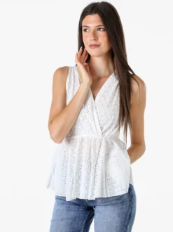 Solada Top donna in cotone con macramè e scollo a portafoglio - bianco