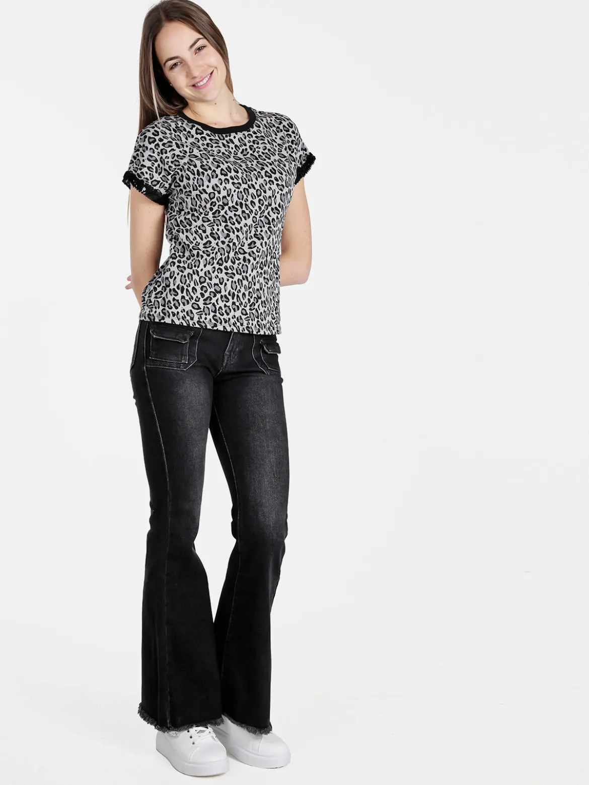 Solada T-shirt donna maculata con paillettes e strass