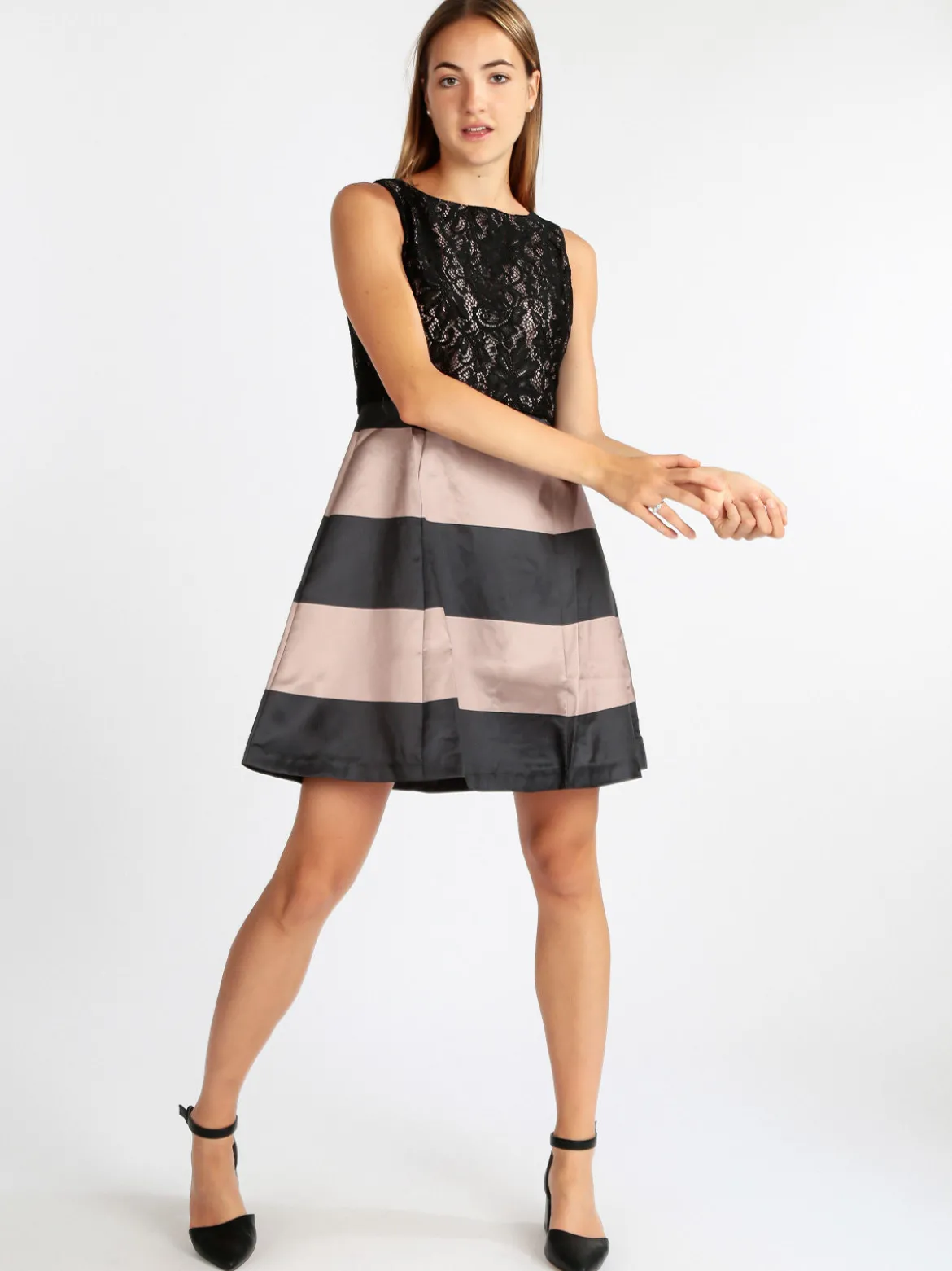Sweet Miss Abito donna smanicato con pizzo