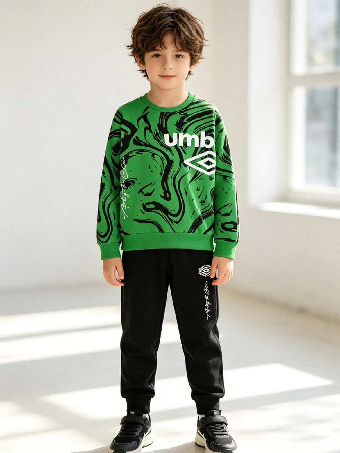 Umbro Completo tuta da ragazzo girocollo in cotone con logo - verde