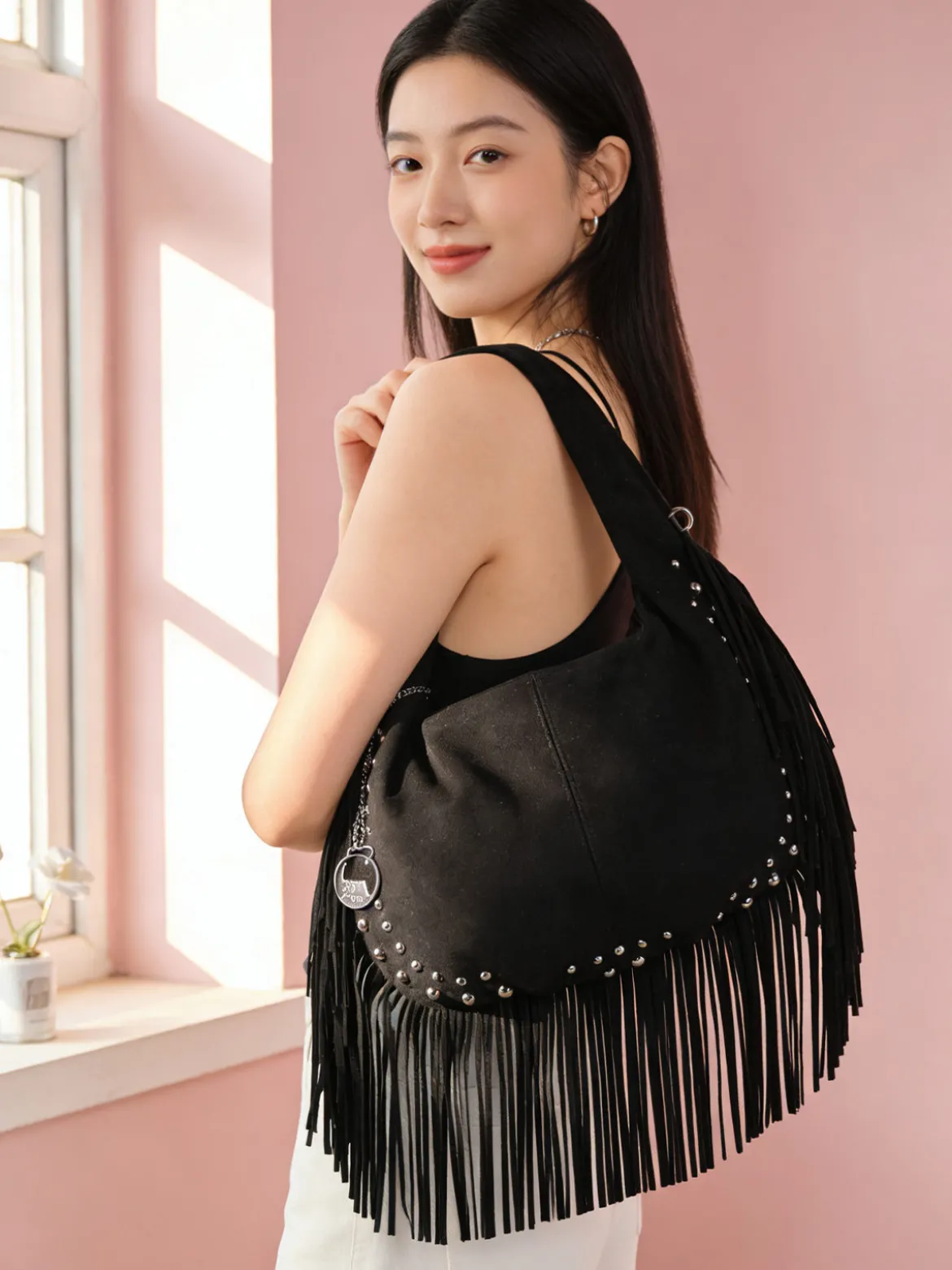 You Young Coveri Borsa a spalla da donna con frange e borchie - nero